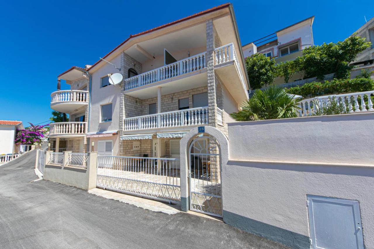 Apartments With Wifi Stanici, Omis - 19941 Exterior photo
